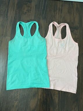 Lululemon Swiftly Tech Tanks - Mint Green & Light Pink